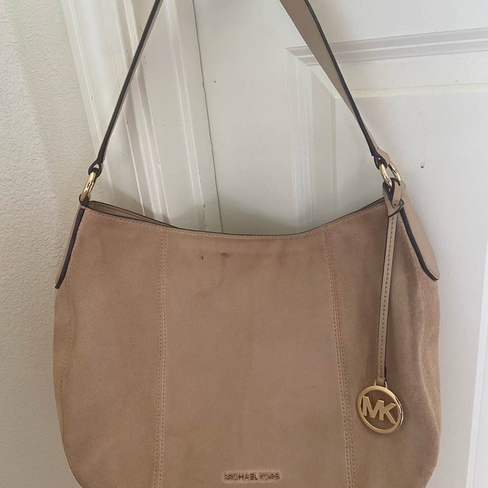 Michael Kors Tan Leather Shoulder Bag with Gold Accents